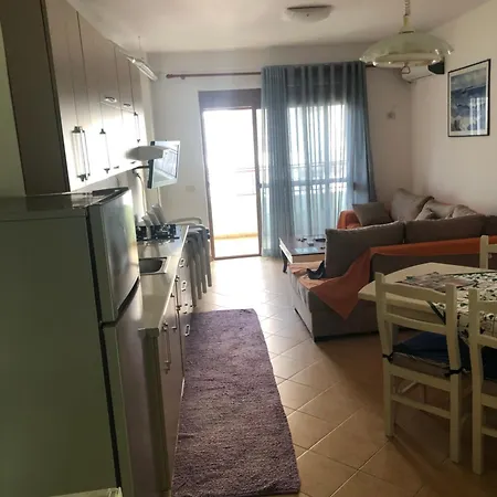 Apartament Holiday Home